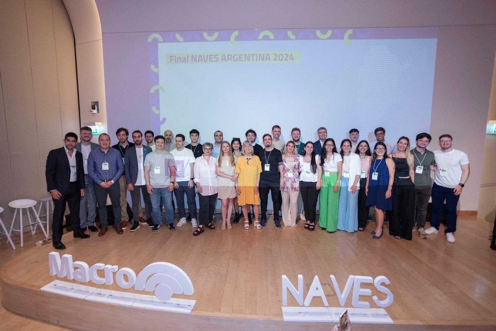   Naves Argentina 2024: Banco Macro y Emprende  IAE premiaron a los proyectos ganadores 